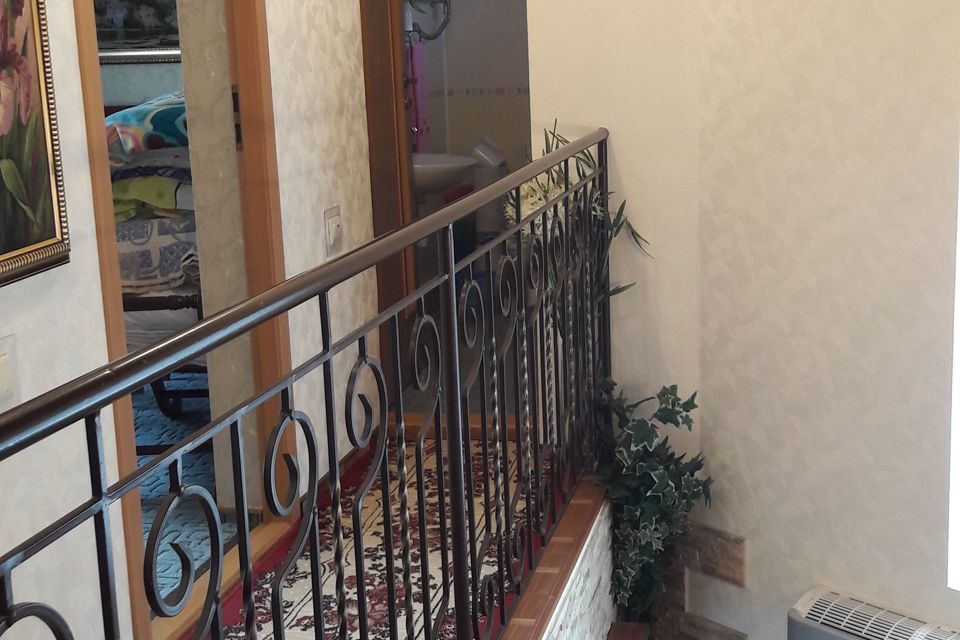 дом г Алушта с Верхняя Кутузовка ул Скалистая городской округ Алушта фото 7