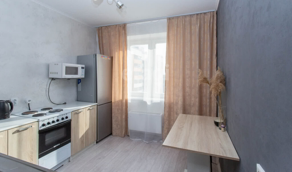 квартира г Тобольск р-н мкр Центральный 22 фото 2