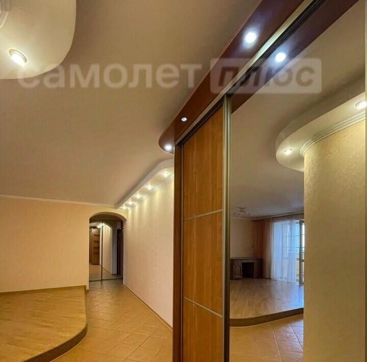 квартира г Брянск р-н Советский ул Крахмалева 39 фото 3