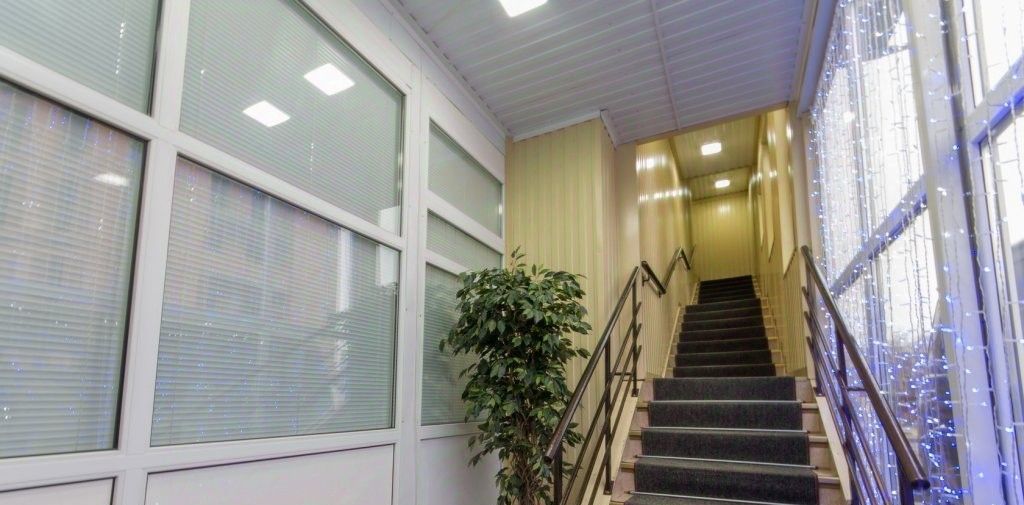 комната г Сургут ул Мелик-Карамова 26 28А фото 2