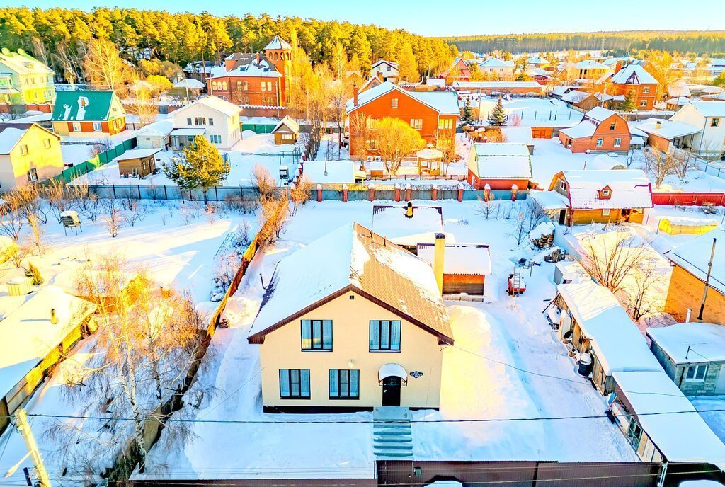 дом г Екатеринбург с Горный Щит Чкаловская ул Ясная 20 фото 3