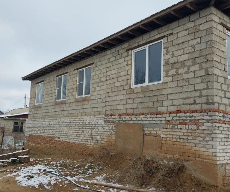 дом р-н Ахтубинский г Ахтубинск ул Астраханская 12 фото 1