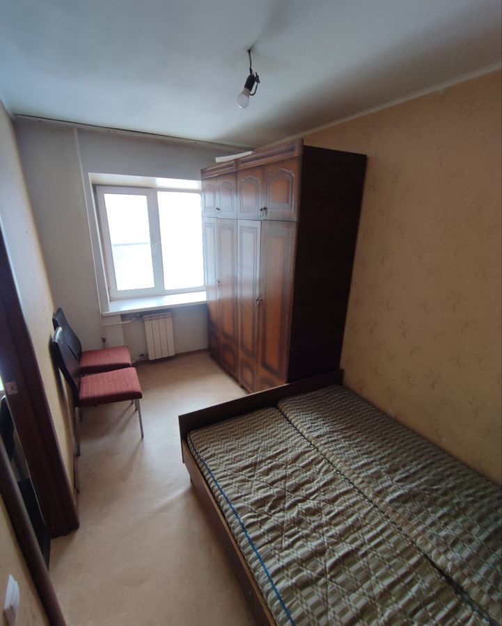 комната г Новокузнецк р-н Куйбышевский пр-кт Дружбы 5 фото 3