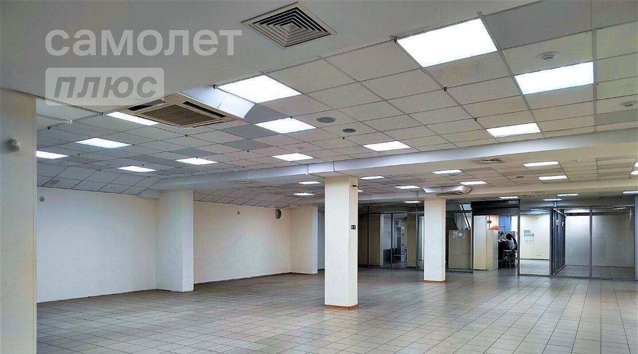торговое помещение г Липецк р-н Советский пл Победы 1 фото 4