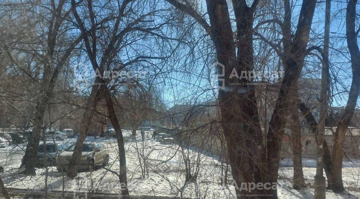 комната г Волгоград р-н Тракторозаводский ул им. Дегтярева 6 фото 3