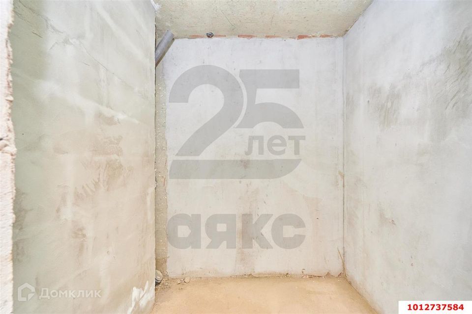 квартира г Краснодар пр-кт им. писателя Знаменского 9к/1 муниципальное образование Краснодар фото 6