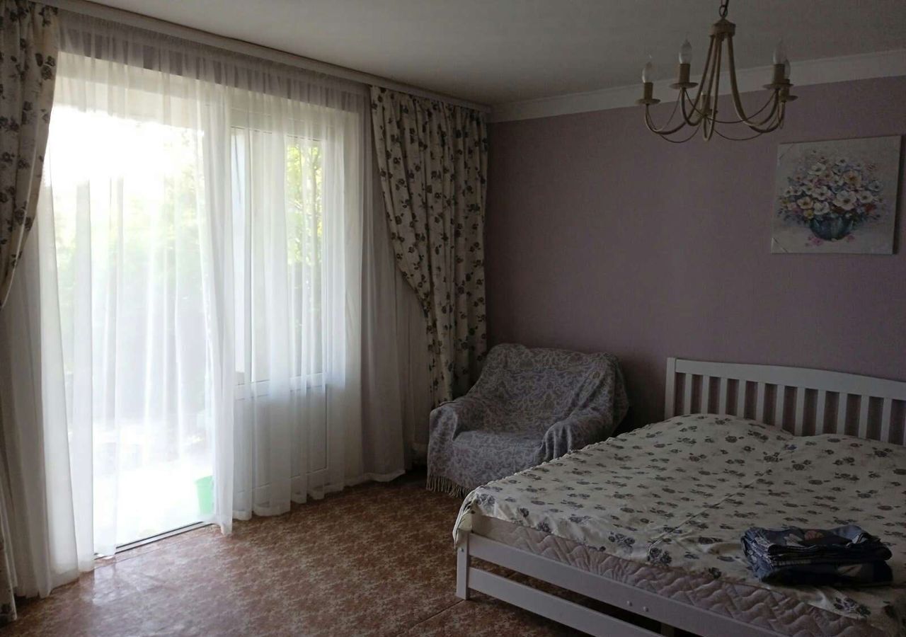 комната г Феодосия пгт Орджоникидзе ул Шелковичная фото 6