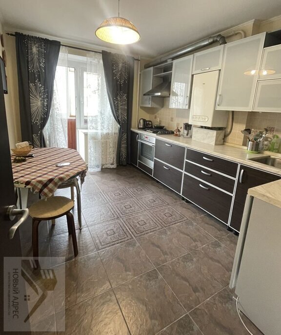 квартира г Арзамас ул Жуковского 13к/2 фото 5