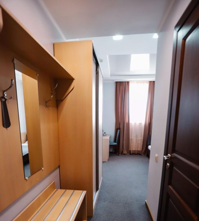 комната г Тюмень р-н Калининский ул Молодежная 76к/1 фото 7