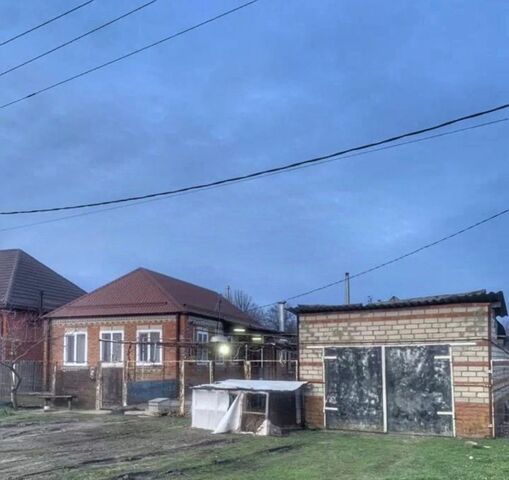 ул Южная 175 пос, Новотитаровское с фото