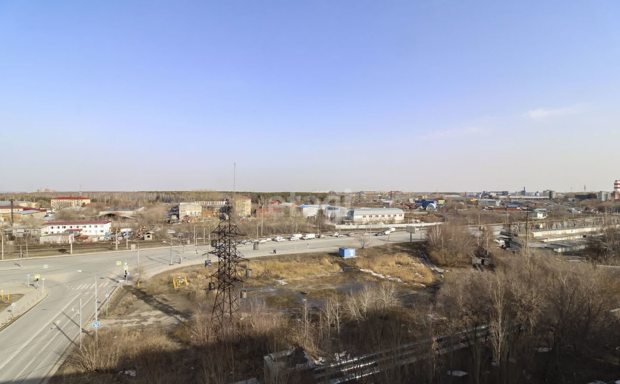 квартира г Тюмень р-н Ленинский ул Воровского 33 фото 25