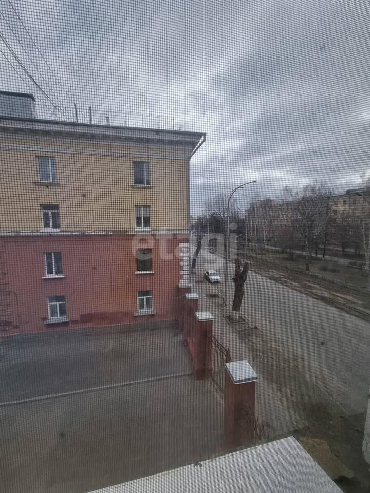 квартира г Кемерово р-н Кировский ул 40 лет Октября 11 фото 13