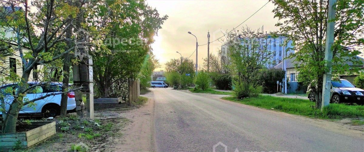 дом г Волгоград р-н Кировский ул им. Гастелло фото 16