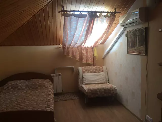 комната Олега Кошевого улица, 25 фото