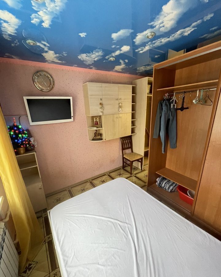 комната г Магадан пер Марчеканский 17 фото 8