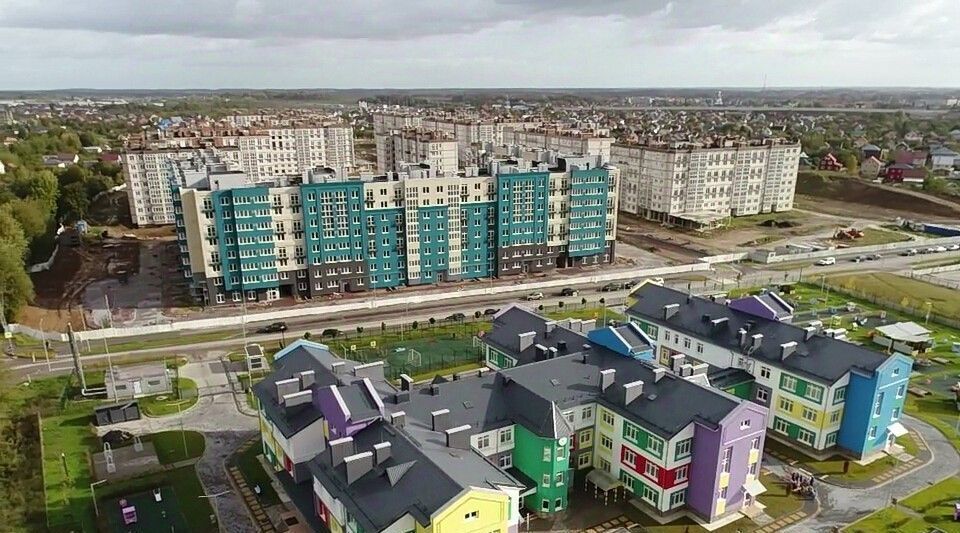квартира г Калининград р-н Ленинградский ул Беловежская 7 фото 1