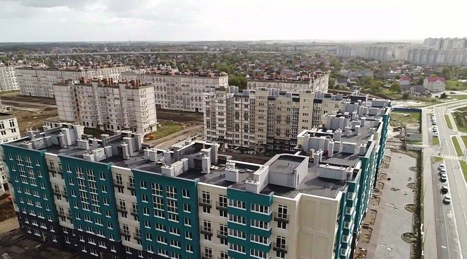 квартира г Калининград р-н Ленинградский ул Беловежская 7 фото 3