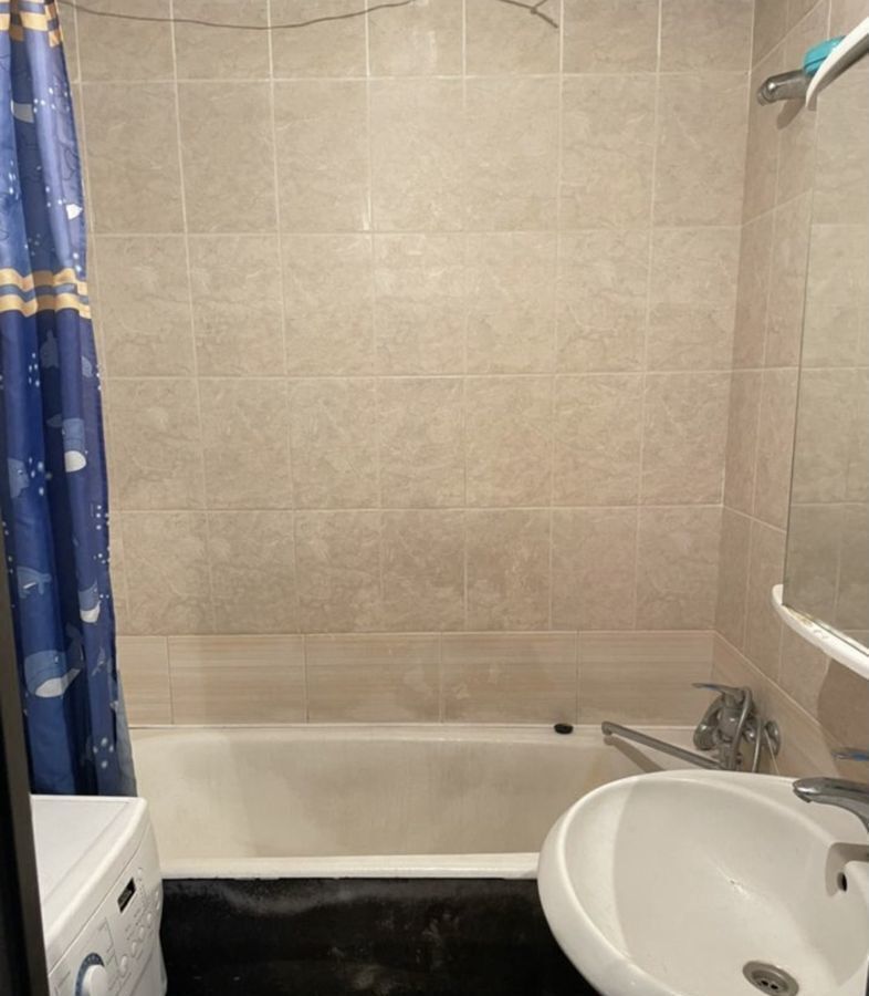 комната г Тольятти р-н Автозаводский ул Автостроителей 98 фото 4