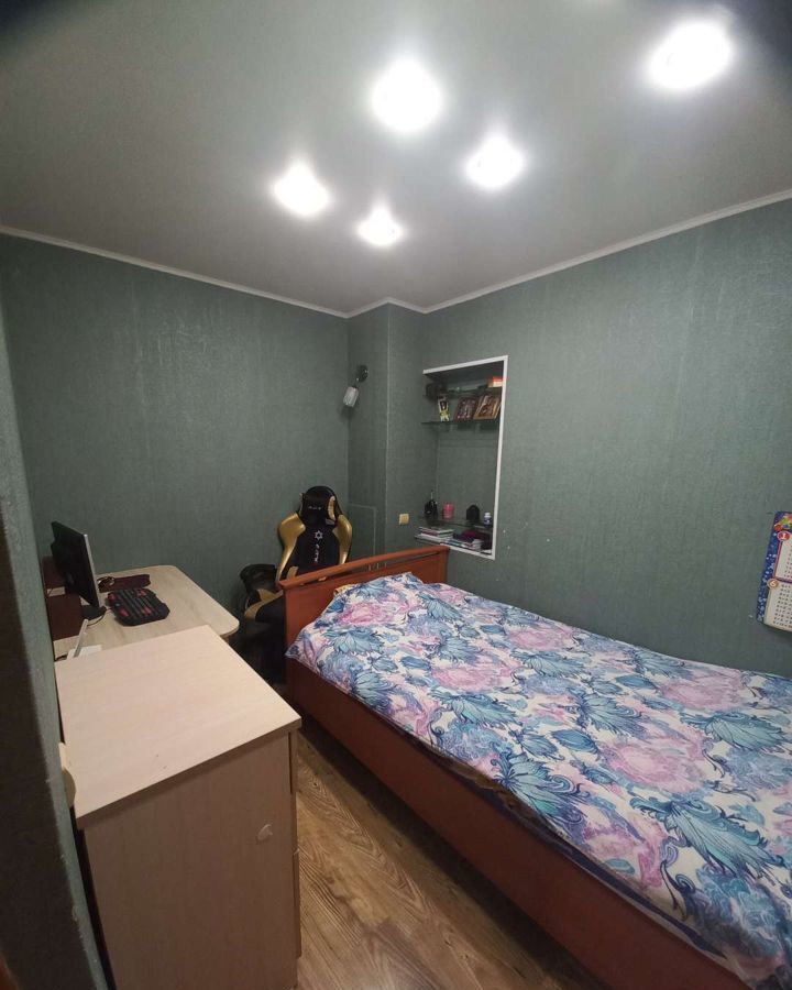 квартира г Тольятти р-н Автозаводский ул Свердлова 42 фото 2