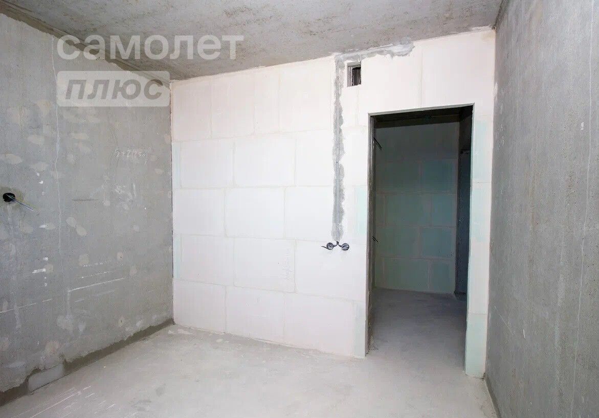 квартира г Ульяновск р-н Железнодорожный ул Варейкиса 52 фото 3