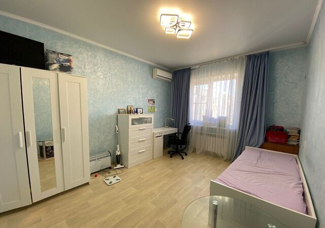 р-н Кировский дом 81к/3 фото