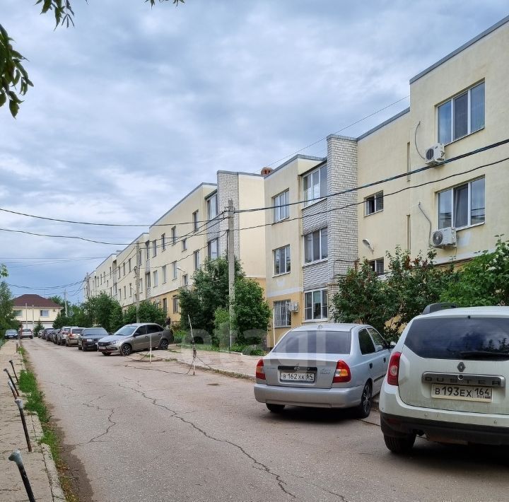 квартира г Саратов р-н Волжский ул им Исаева Н.В. 44а фото 18