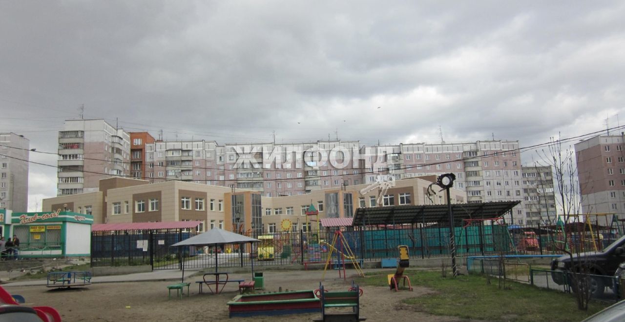 квартира г Новосибирск ул Ватутина 85 Площадь Маркса фото 22