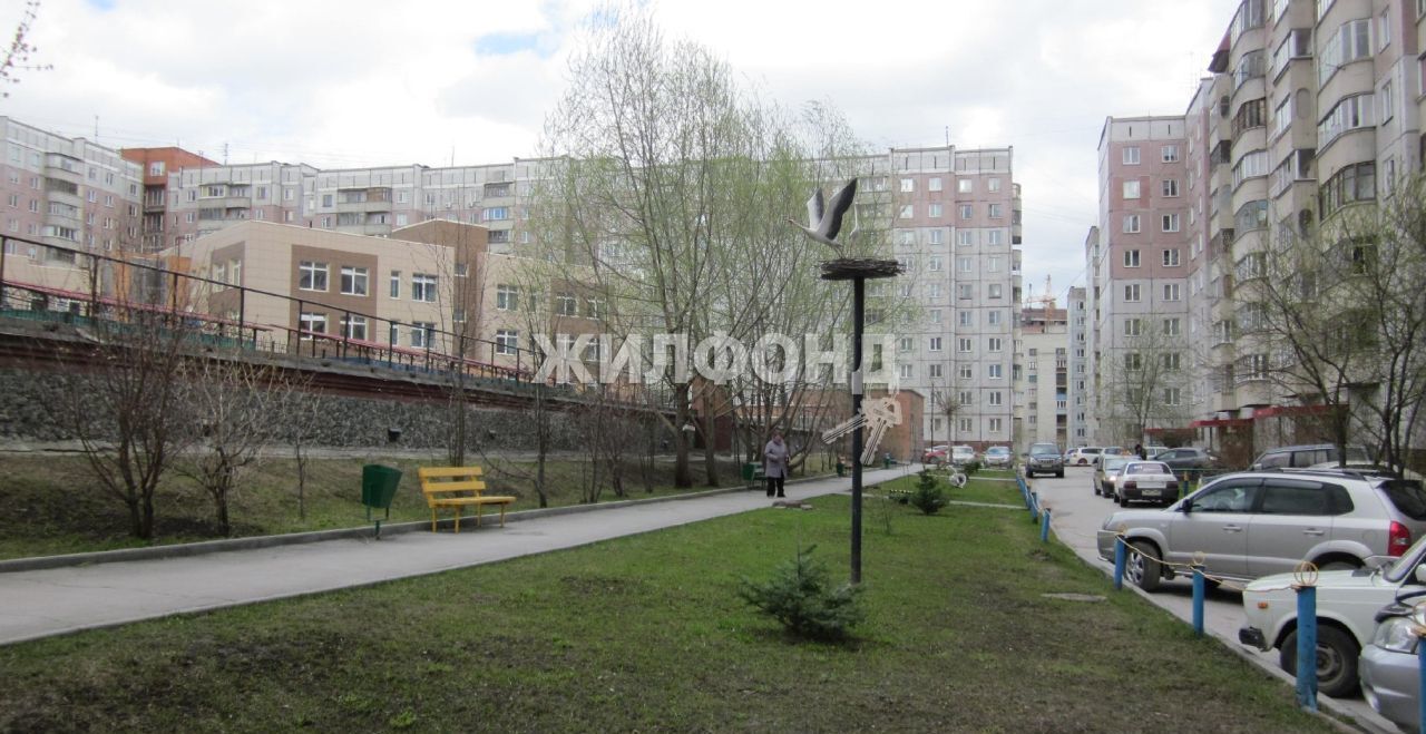 квартира г Новосибирск ул Ватутина 85 Площадь Маркса фото 23