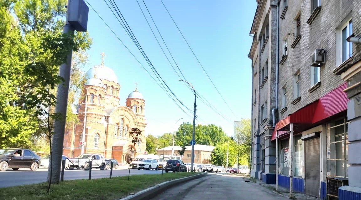 торговое помещение г Саратов р-н Заводской пр-кт Энтузиастов 1 фото 3