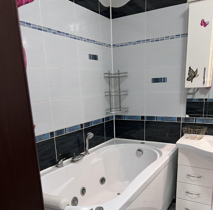 квартира г Энгельс ул Тельмана 150/3 фото 15