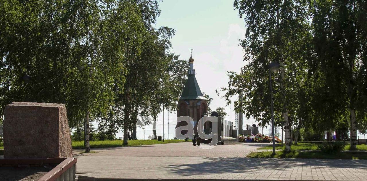 квартира г Сургут 9-10-й микрорайон ул Просвещения 39 фото 18