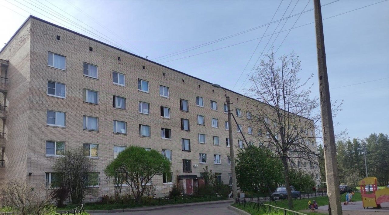 Продам комнату на улице Борисова 9к/2 в городе Сестрорецке Беговая 11.0 м²  этаж 2/5 1900000 руб база Олан ру объявление 123740528