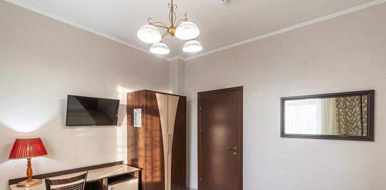 комната г Омск р-н Центральный ул Октябрьская 122 фото 6