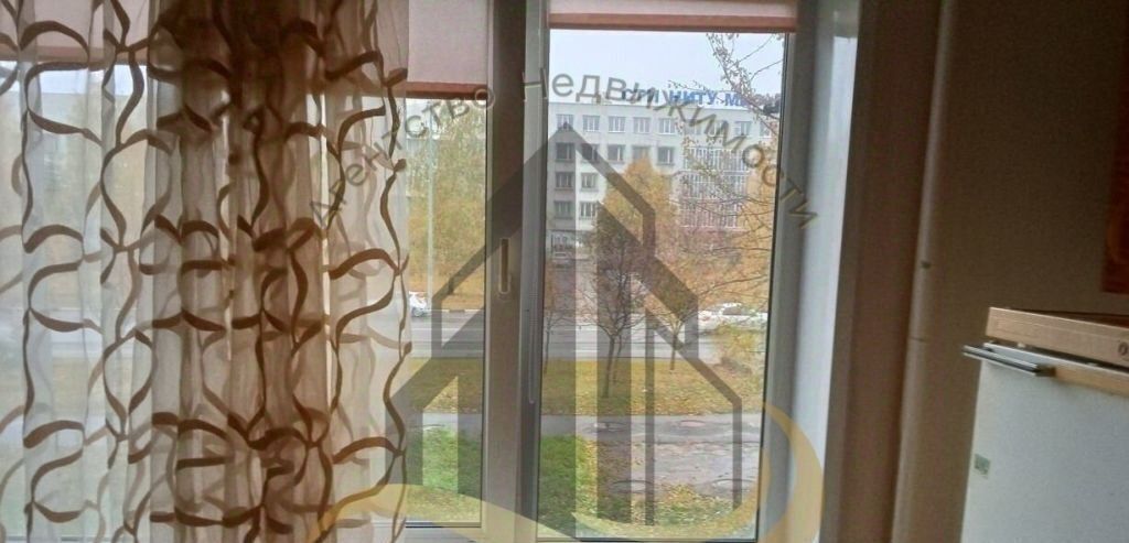 квартира г Старый Оскол микрорайон Ольминского 1А фото 2