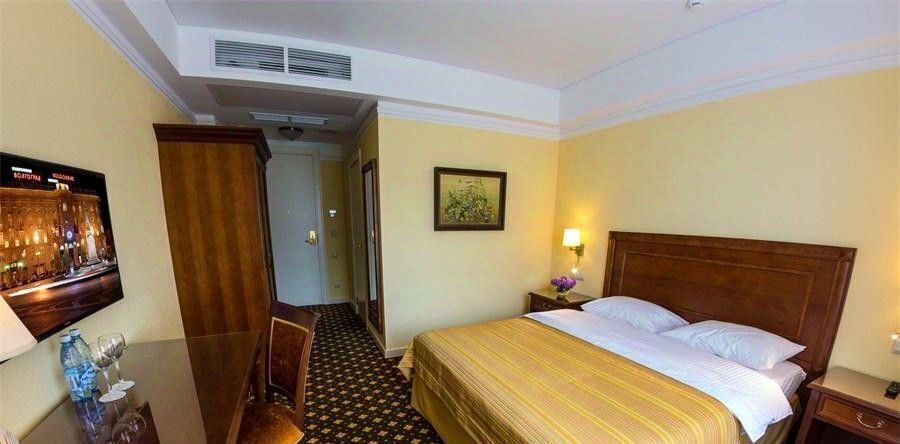 комната г Волгоград р-н Центральный ул Мира 12 фото 2