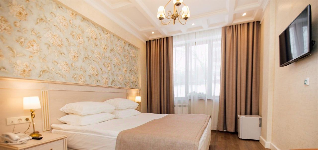 комната г Кемерово р-н Центральный наб Притомская 21а фото 1