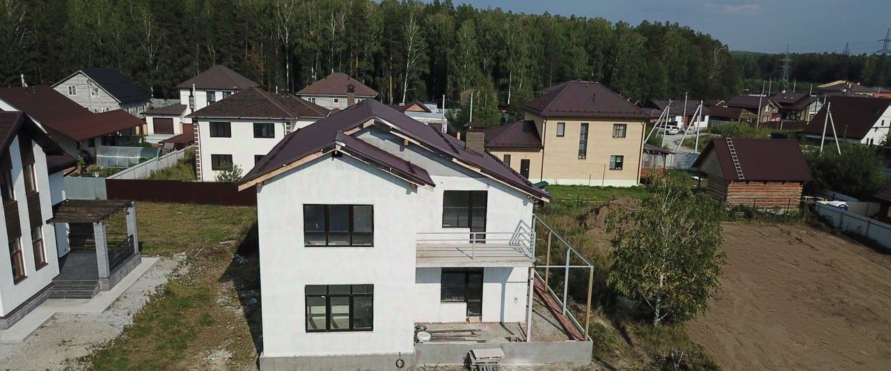 дом г Среднеуральск п Кирпичный ул Зимняя 16 фото 7