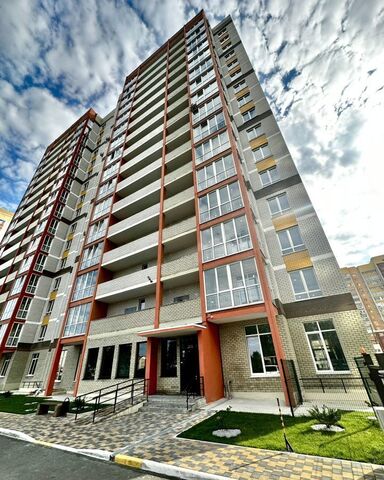р-н Советский дом 45а ЖД по ул. Горбатова фото