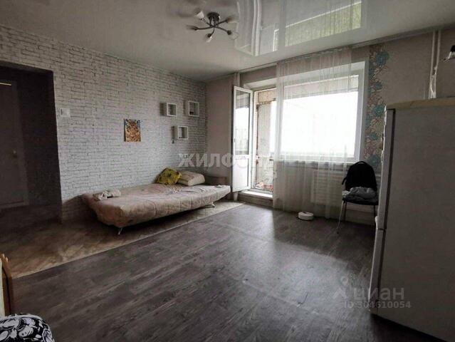 р-н Кировский дом 1/3 фото