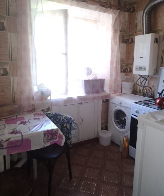 квартира г Саратов р-н Ленинский ул им Ломоносова М.В. 17а фото 3