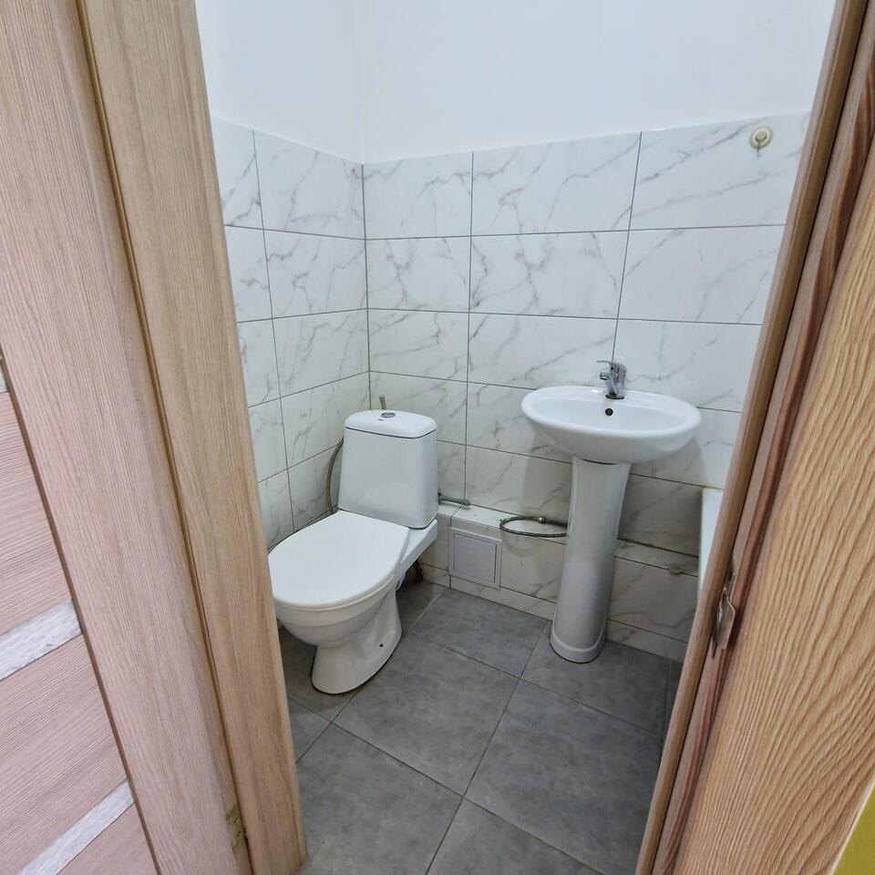 квартира г Якутск ул Кальвица 1 фото 6