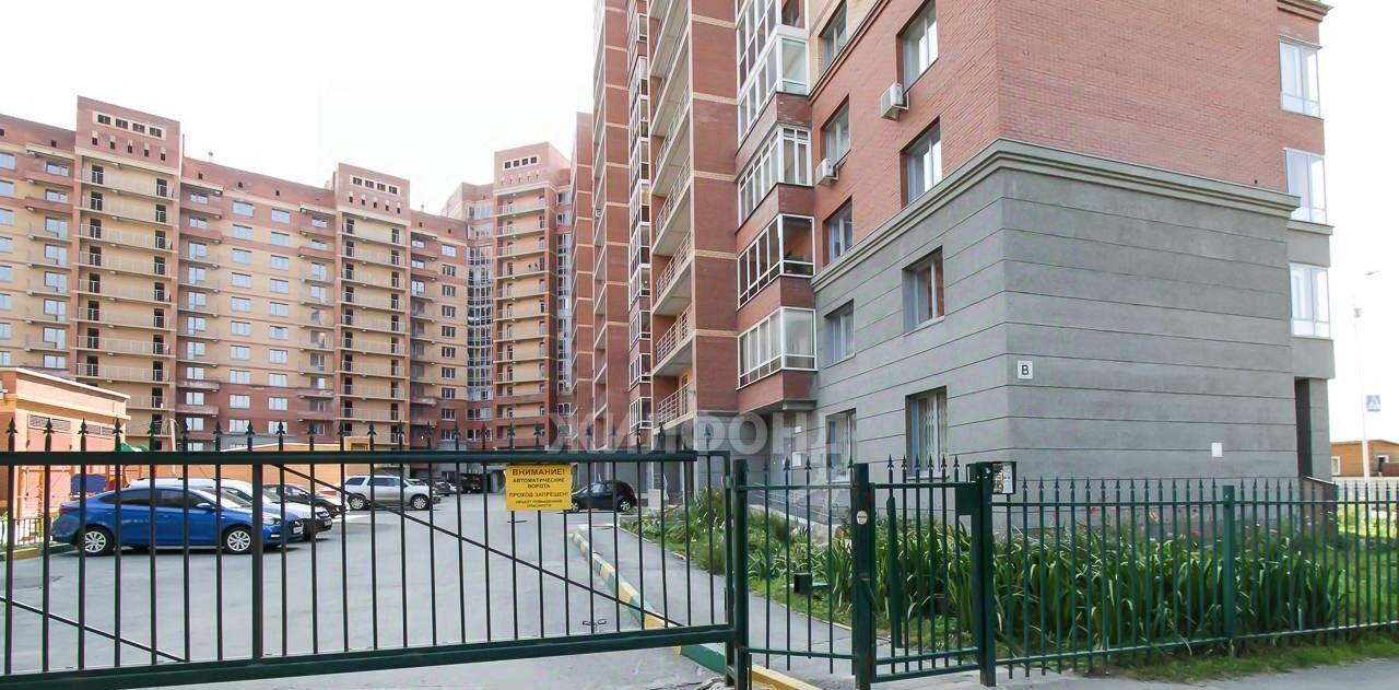 квартира г Новосибирск Золотая Нива ул Есенина 67 фото 35