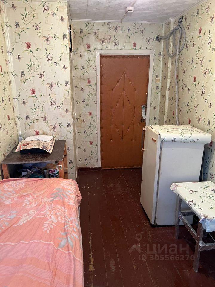 комната г Екатеринбург р-н Железнодорожный пер Выходной 8а фото 1