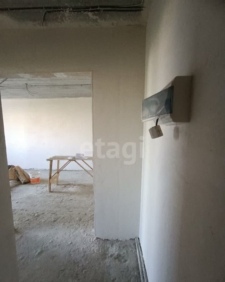 квартира г Саратов р-н Волжский ул им Исаева Н.В. 2б фото 3