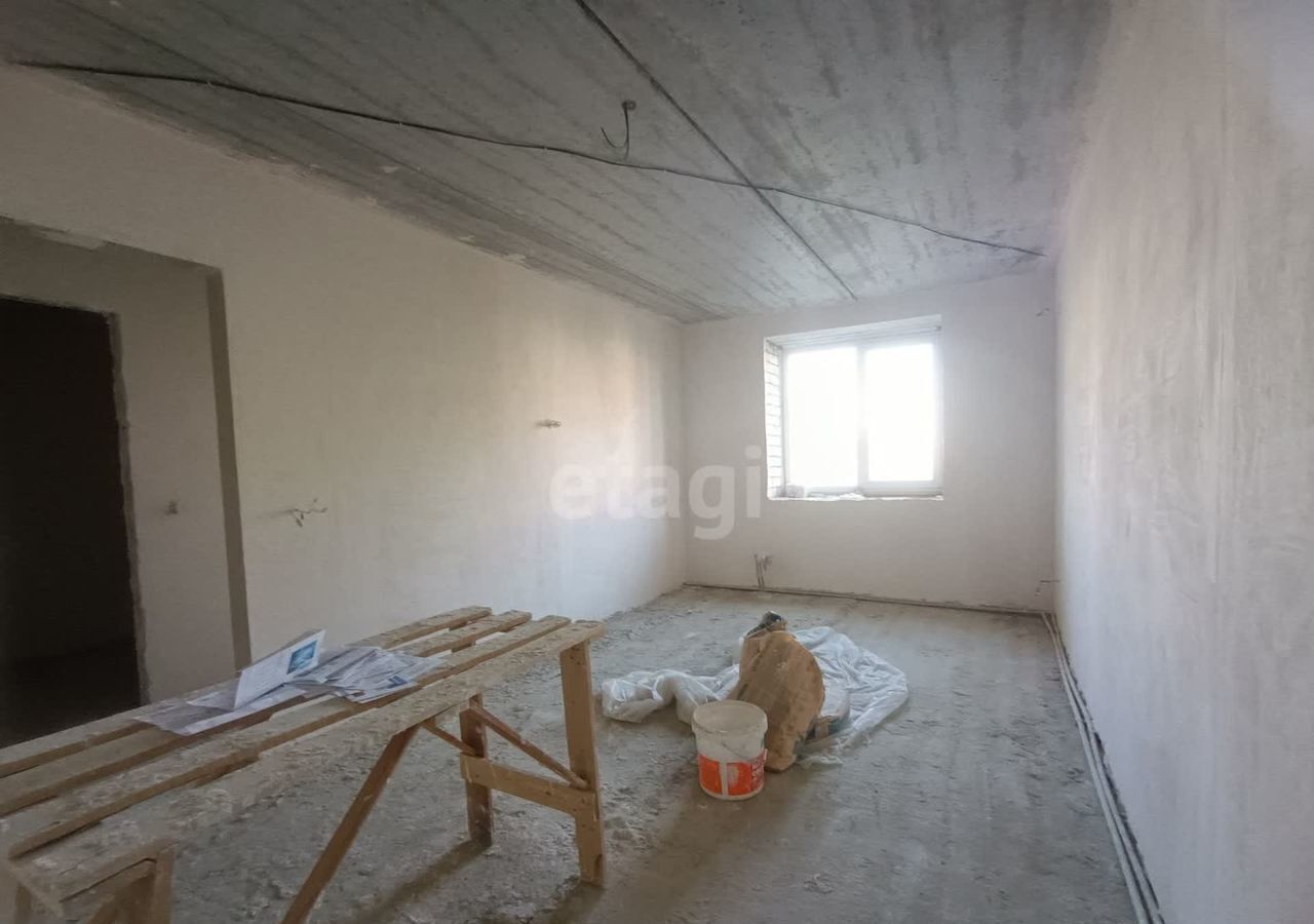квартира г Саратов р-н Волжский ул им Исаева Н.В. 2б фото 8