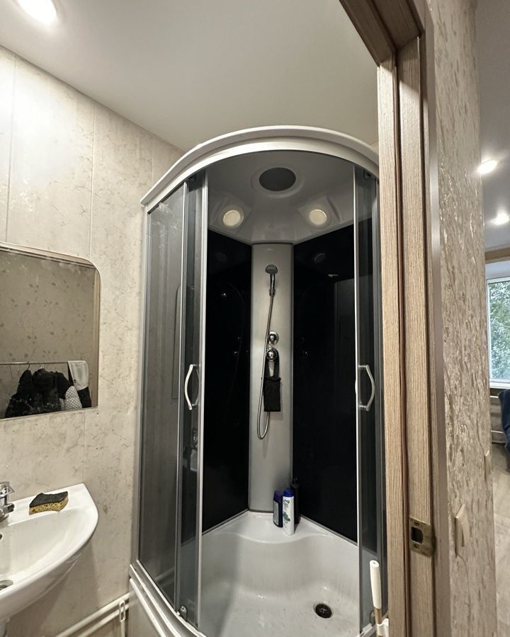 комната г Екатеринбург Уралмаш пр-кт Космонавтов 52а фото 6