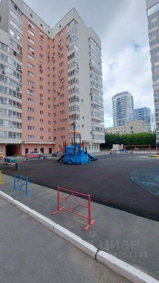 квартира г Екатеринбург р-н Ленинский ул Хохрякова 74 фото 12