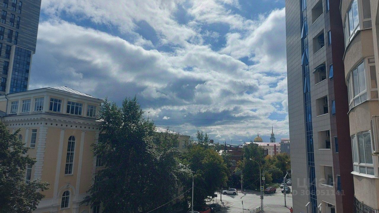 квартира г Екатеринбург р-н Ленинский ул Хохрякова 74 фото 10