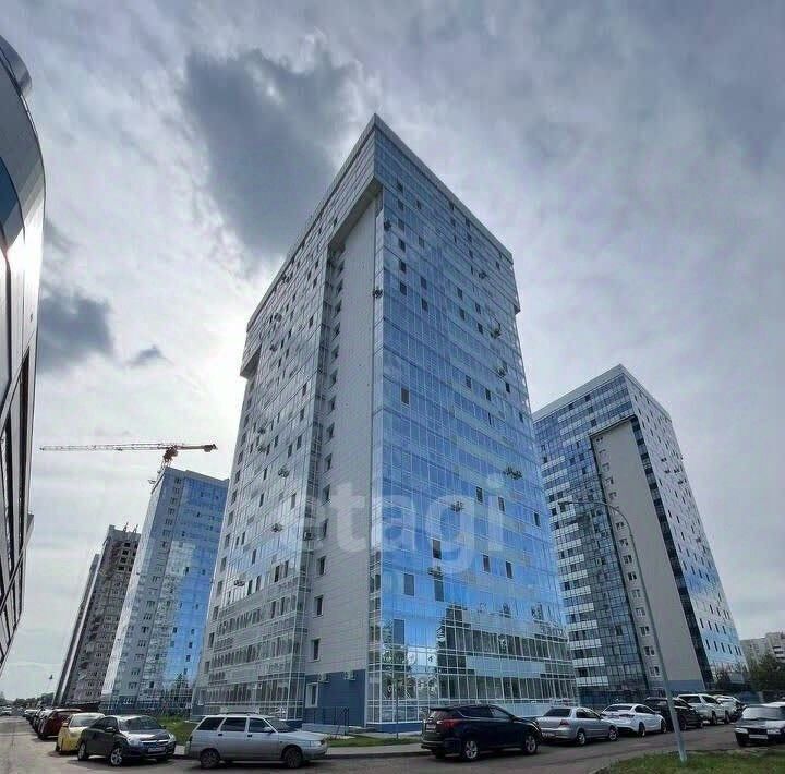 квартира г Набережные Челны р-н Центральный ул Шамиля Усманова 18е фото 11