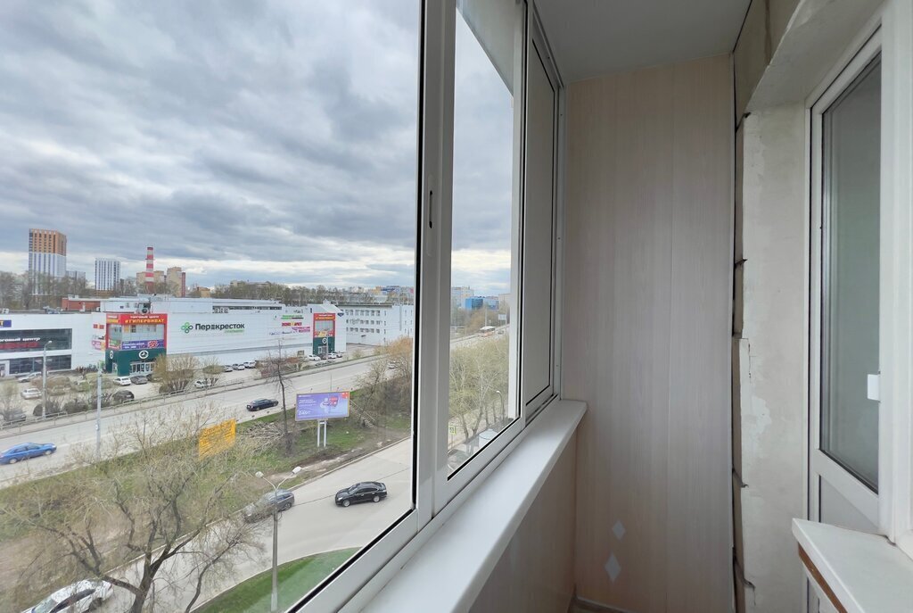 квартира г Пермь р-н Дзержинский ш Космонавтов 84а фото 3